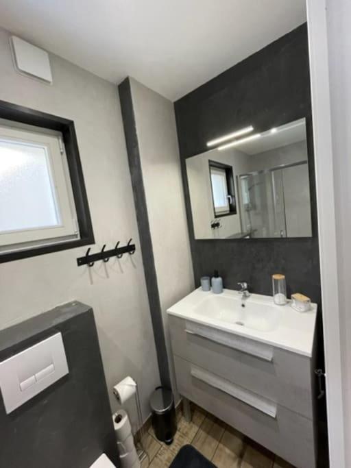 Ferienwohnung Chic'N Chill Issoudun Exterior foto
